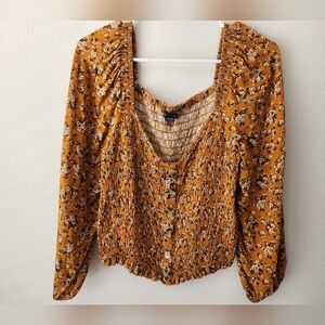 Long sleeve crop top